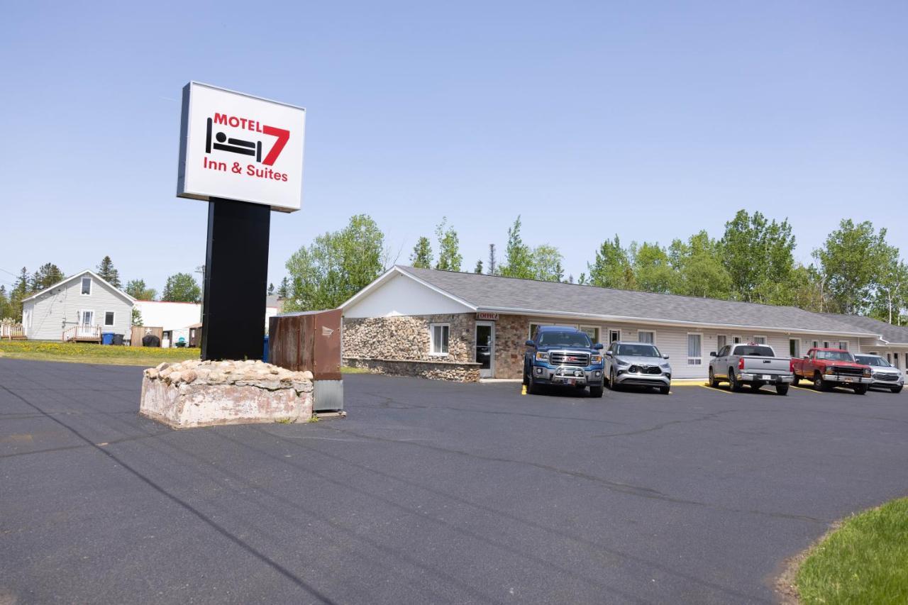 Motel 7 Inn & Suites Beresford Exteriör bild